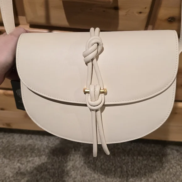 Cream Leather Crossbody Saddle Bag - Picture 4 of 6